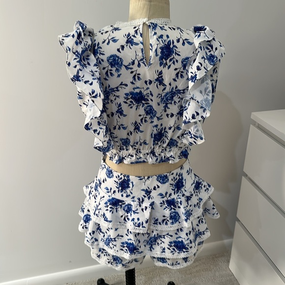 NWOT Cute Ruffle‎ Floral LoveShackFancy esq set size medium - Picture 7 of 13